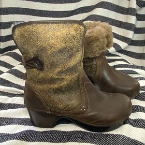 Dansko Stormy Nubuck Shearling